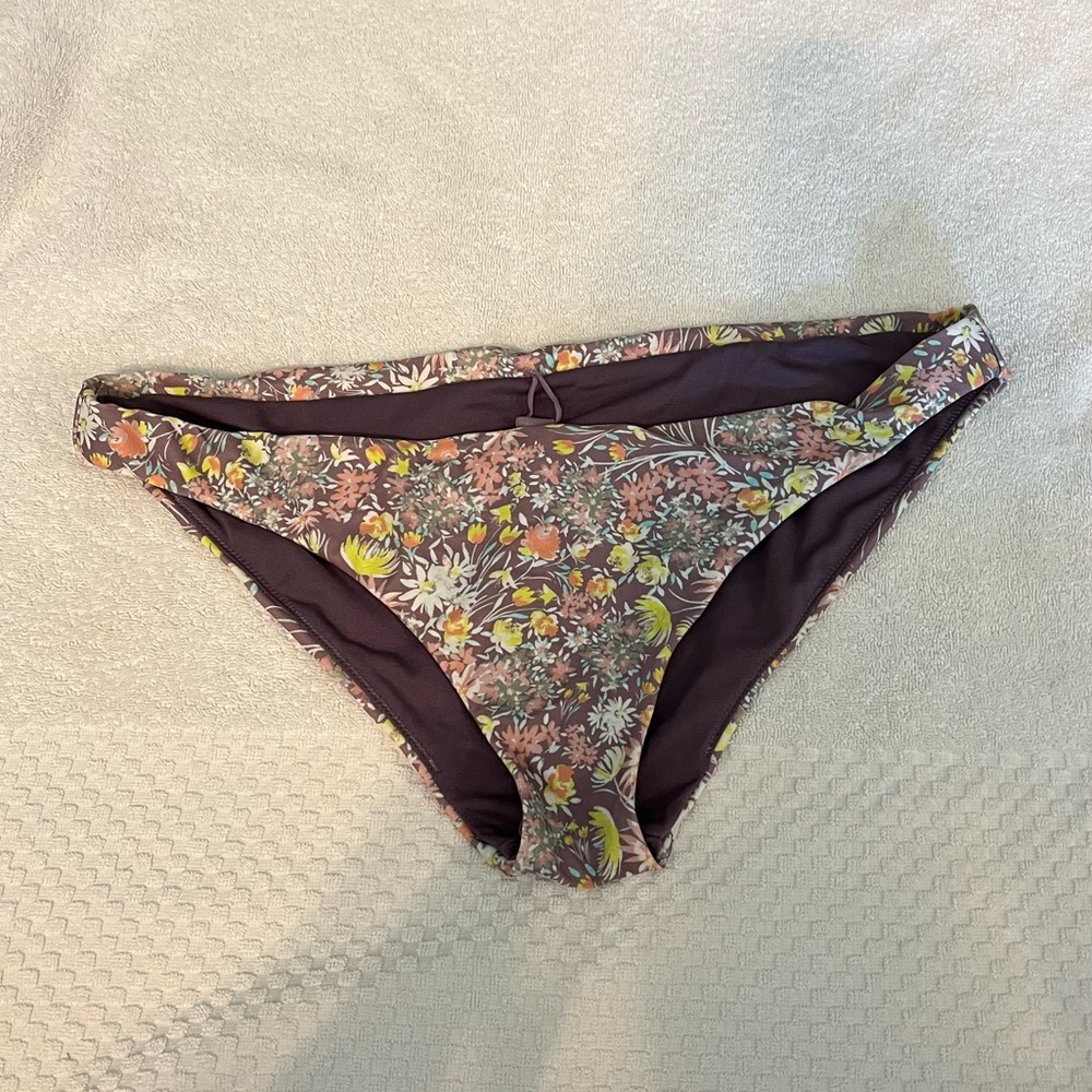 Floral bathing suit bottoms